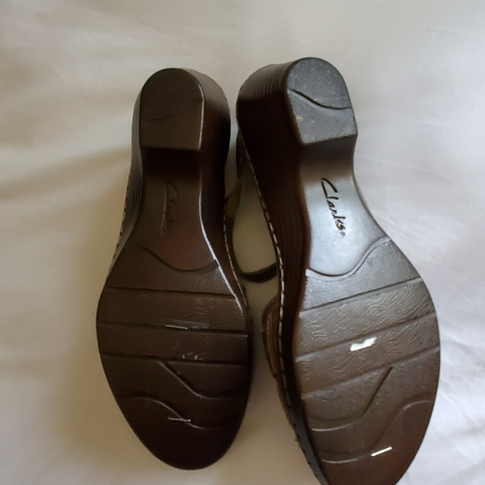 Clarks shoes - Picture 3 of 6